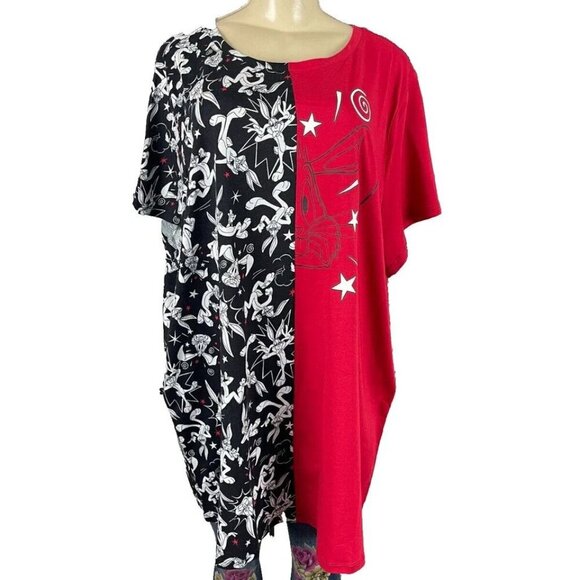 Looney Tunes +4 Red/Black Crew Bugs Bunny Split Graphic Short Sleeve T-Shirt - Picture 2 of 6